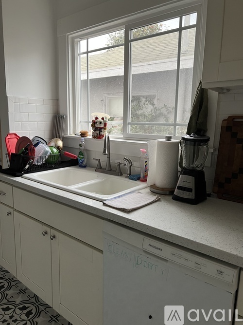 5410 Princeton Street, Unit 5410 BR1 Rental photo 4